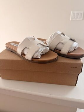 Steve Madden Hoku Sandal